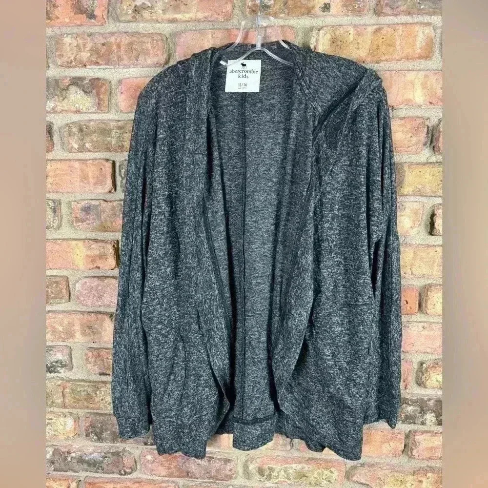 Abercrombie kids cozy light gray cardigan 13/14